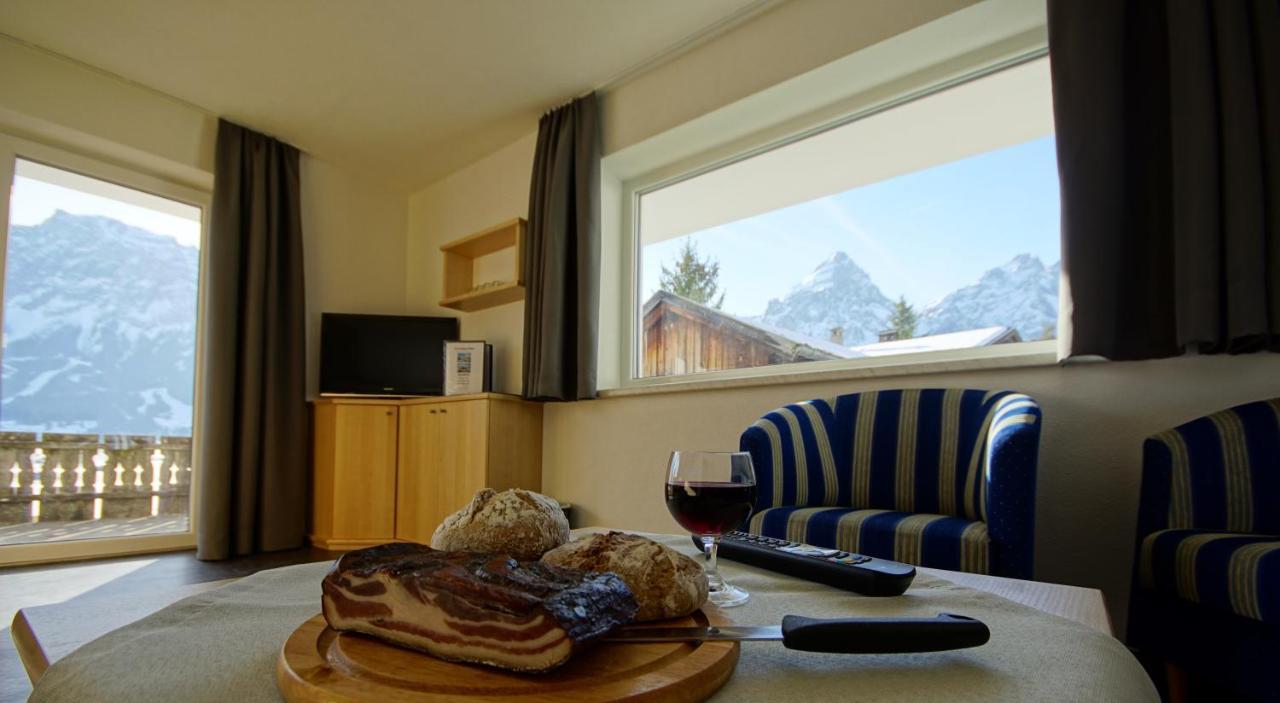 Ferienhaus Mott Lermoos Exteriér fotografie